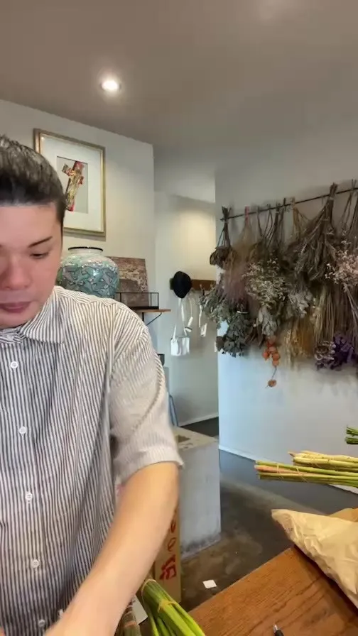 10月10日　入荷の花です。